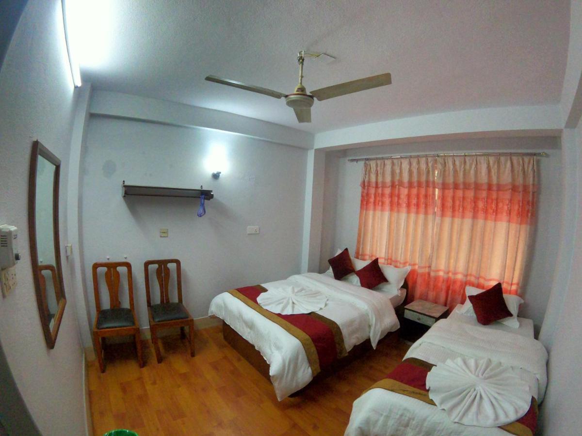 Om Tara Guest House Pvt Ltd Katmandú Exterior foto