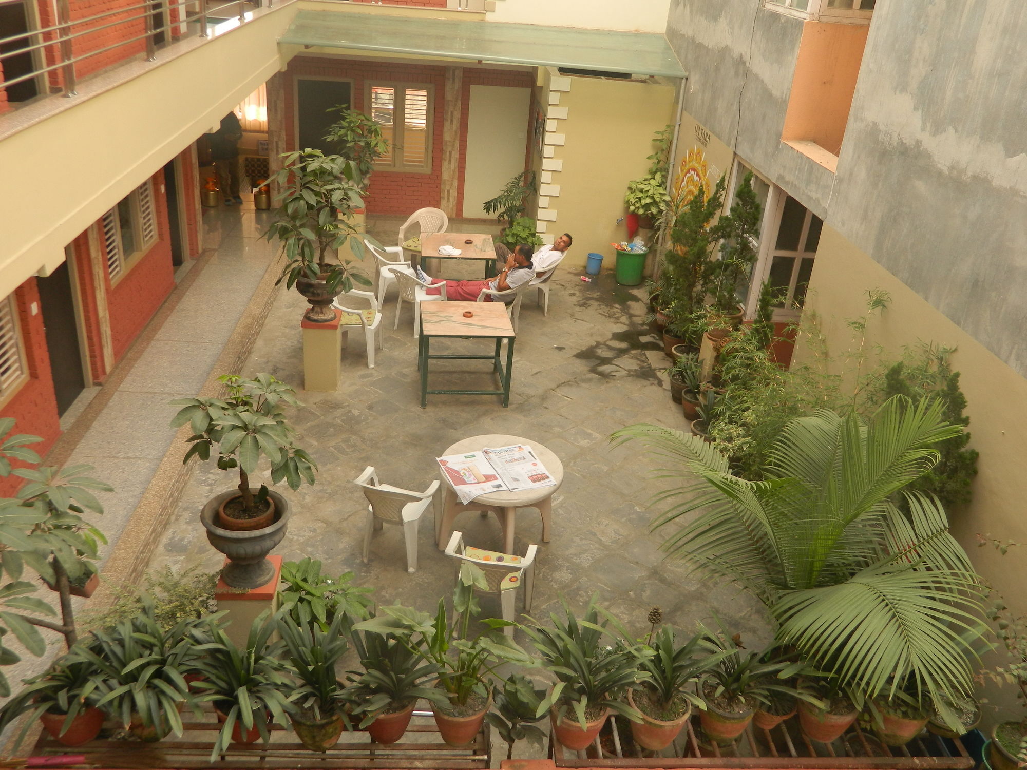 Om Tara Guest House Pvt Ltd Katmandú Exterior foto
